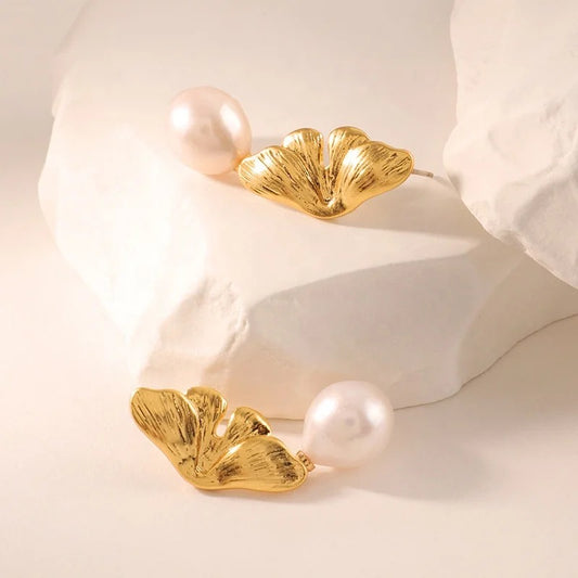 Women’s Gold-Tone Ginkgo Leaf Pearl Drop Earrings – Elegant Statement Jewelry