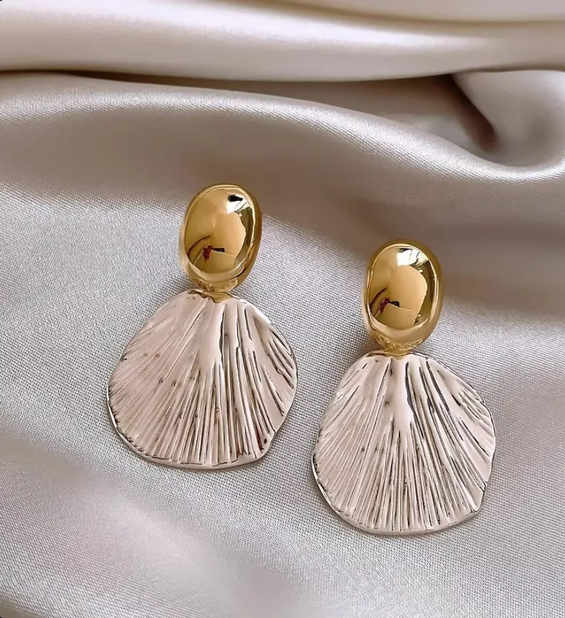 Gold Hollow Heart Stud Earrings for Women – Minimalist 925 Silver Post Jewelry