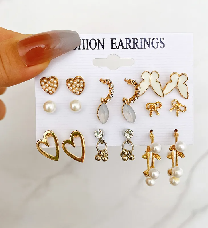Women’s Gold-Tone Big Hoop Earrings with Faux Pearl Detail – Vintage Style