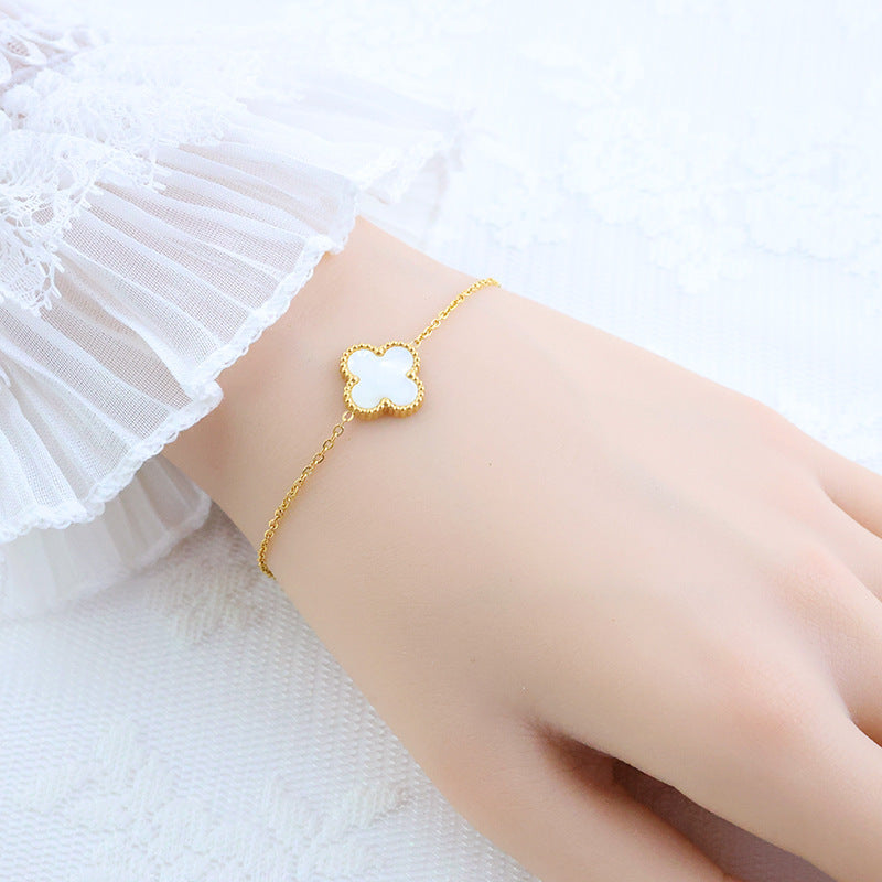 Four-leaf clover cross-border Internet celebrity plated 18k gold double-sided OL mother-of-pearl lucky four-leaf clover bracelet necklace ring earrings