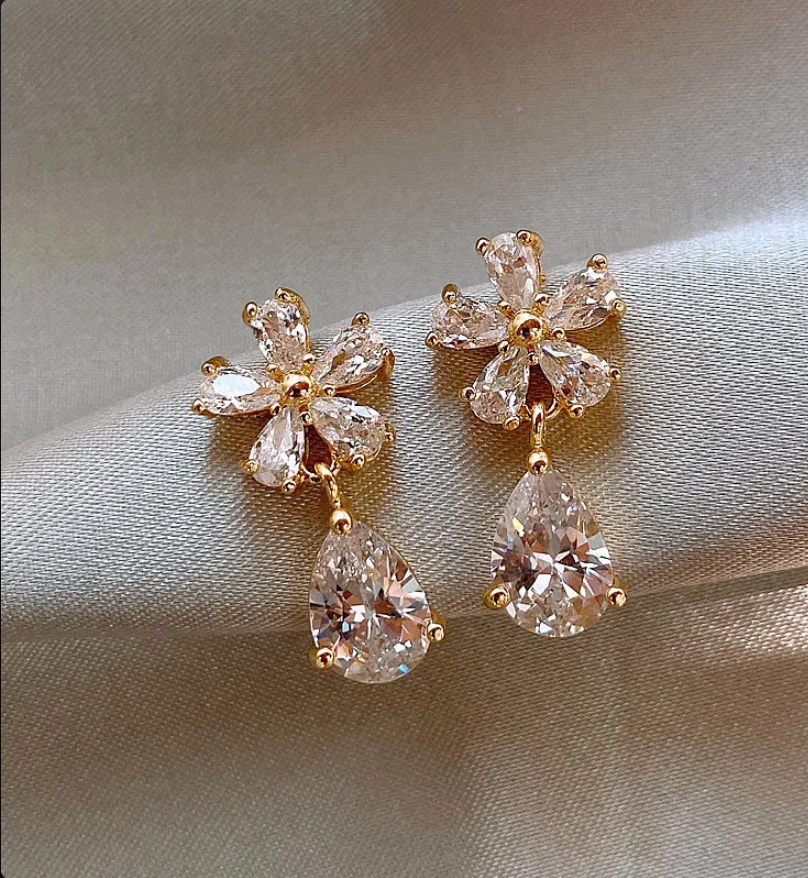 Floral Stud Earrings – Sweet Korean Style