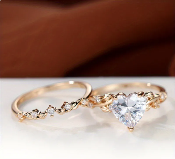 Gold Red Heart Zircon 2-Piece Stackable Ring Set for Women