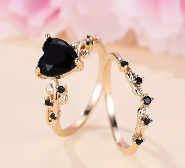 Gold Red Heart Zircon 2-Piece Stackable Ring Set for Women