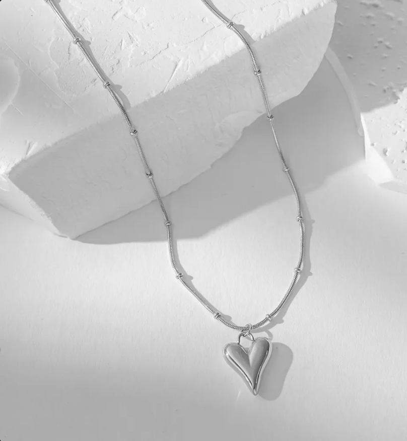 Gold Bead Chain Heart & Pearl Pendant Necklace for Women – Elegant Stainless Steel Jewelry
