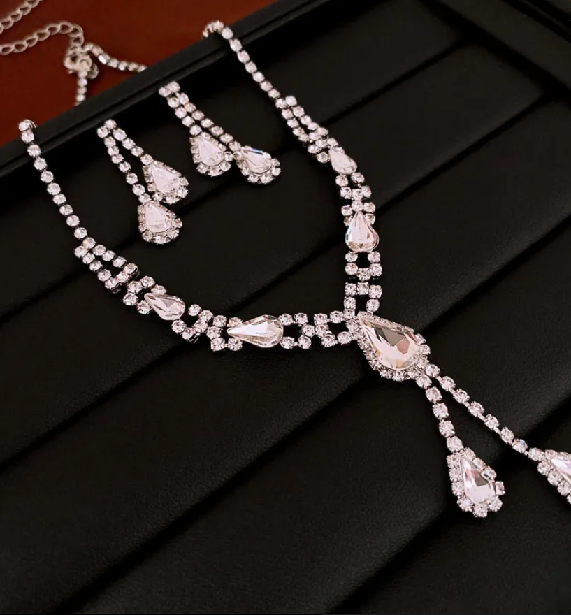 Gold Geometric Zirconia Necklace & Earrings Set for Women – Elegant Wedding Jewelry