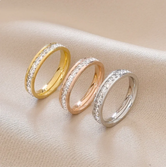 Gold Single Row Zircon Titanium Steel Ring