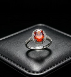 Gold Oval White Rhinestone Ring for Women – Elegant Vintage Statement Jewelry