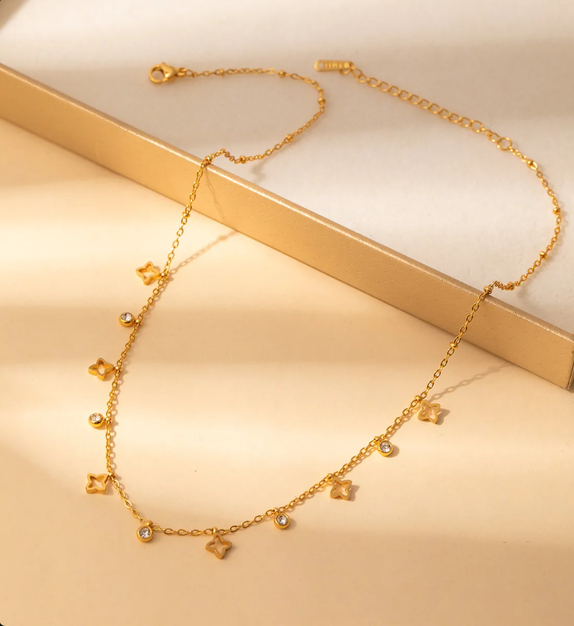 Gold Plated Sun Pendant Necklace for Women – Elegant Stainless Steel Celestial Jewelry