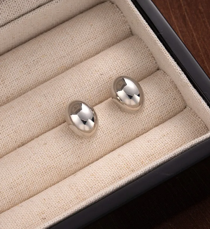 Women’s Gold-Tone Minimalist Dome Stud Earrings – Polished Statement Style