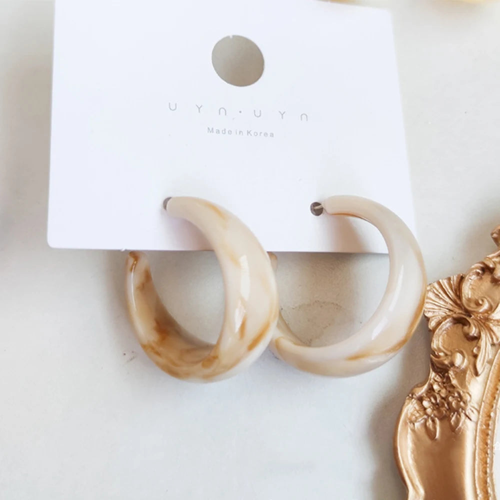 Large C-Shaped Transparent Acrylic Earrings New Design Geometric Hoop Earrings for Women Girls Jewelry Gifts