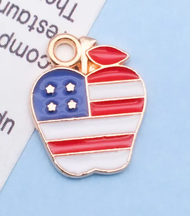 Patriotic USA Flag Charm Pendants for Jewelry Making